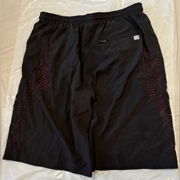 NWOT XSC FUNCTION men shorts new , Large size ,  never worn - Picture 2 of 4